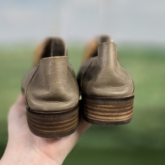 LUCKY BRAND | CAHILL GENUINE LEATHER LOAFERS w\ FOLD DOWN HEEL BACK - Picture 12 of 15